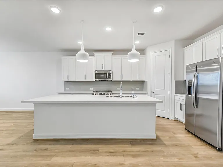 4116 Silver Falls Ln — Photo 6