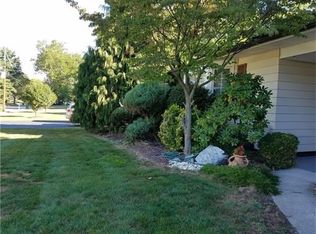 4 Annette Dr, Edison, NJ 08820