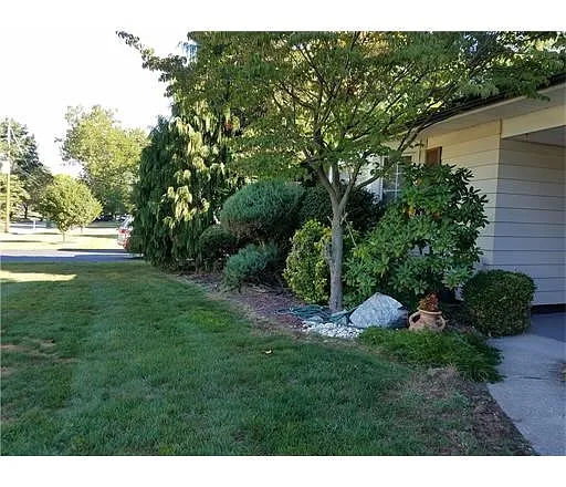 4 Annette Dr photo 1