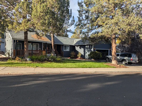 2975 NE Oakley Ct, Bend, OR 97701