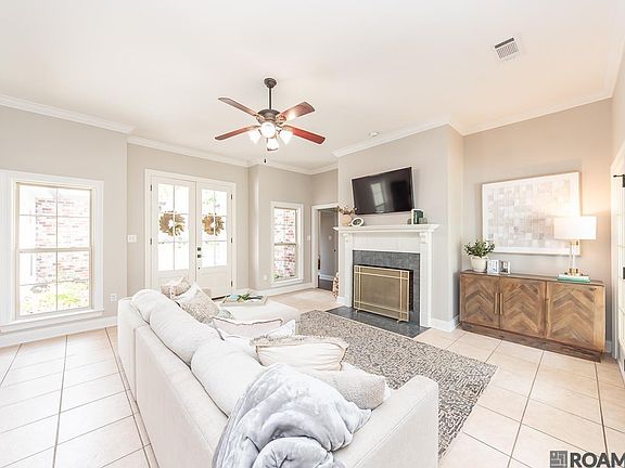 3rd image of 2232 Spring Pointe Dr