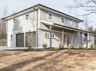 7575 Highway 100, Bon Aqua, TN 37025