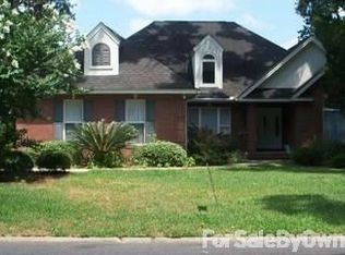 228 Satilla Dr, Brunswick, GA 31523