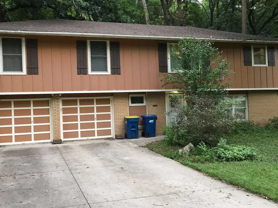 1465 Hemlock Dr #1B