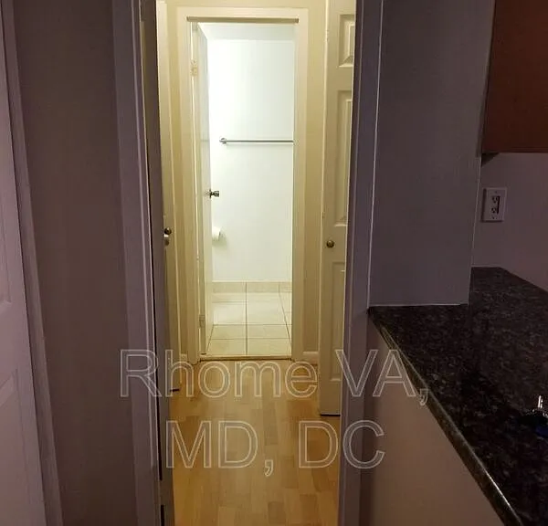 922 24th St NW #509 — Photo 13
