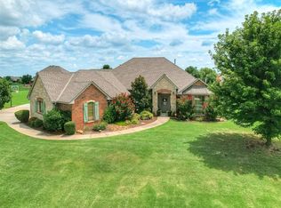 22490 Lindy Ter, Edmond, OK 73025