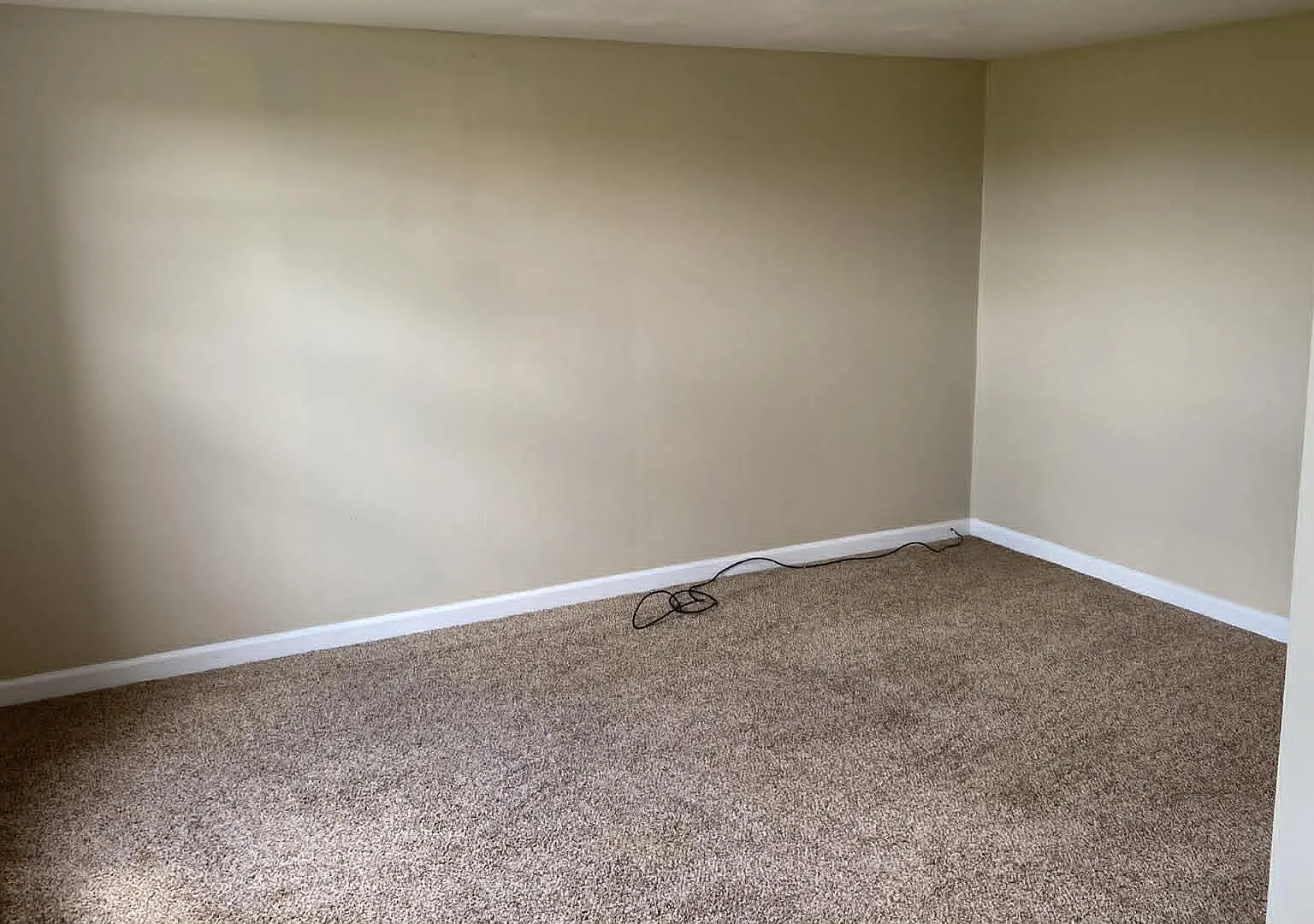 4 bed, 1672 sqft, $1,500 — Photo 3