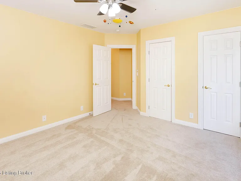 9511 Felsmere Cir — Photo 42