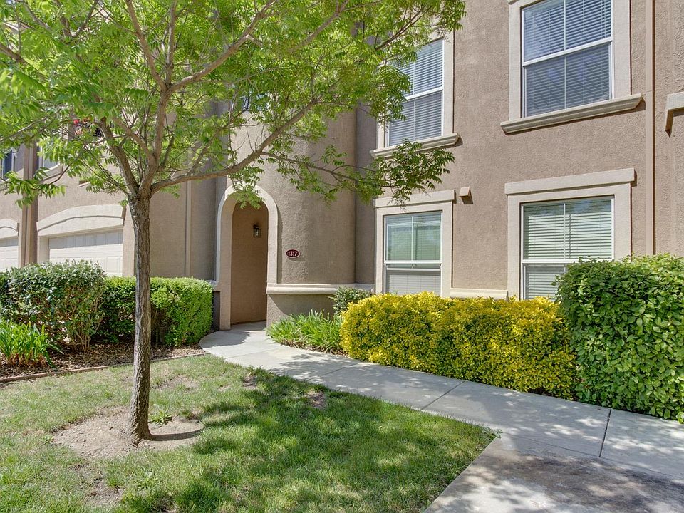 1st image of 5350 Dunlay Dr Unit 1317