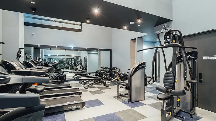 Rented by Nooklyn NYC LLC | media 25