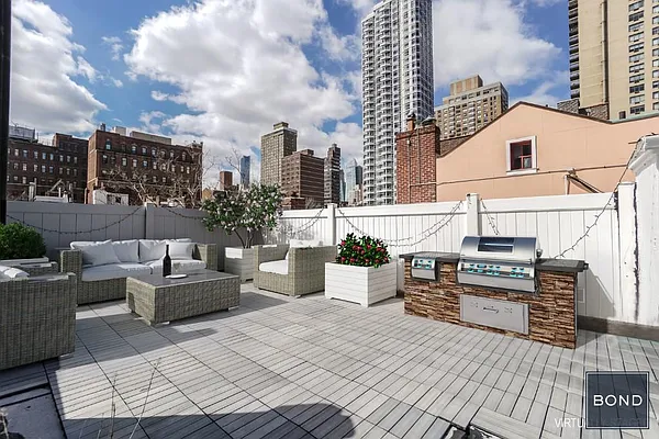 Rented by Bond New York | media 2