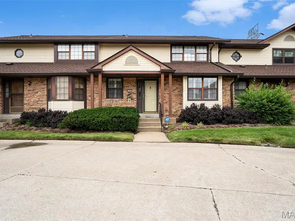 1337 Snapdragon Ct, Saint Louis, MO 63146