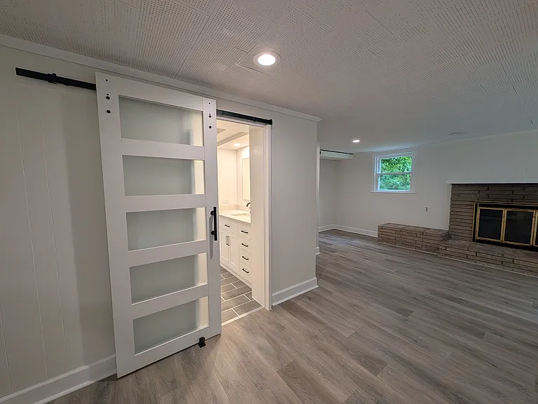 514 Morreene Rd — Photo 13