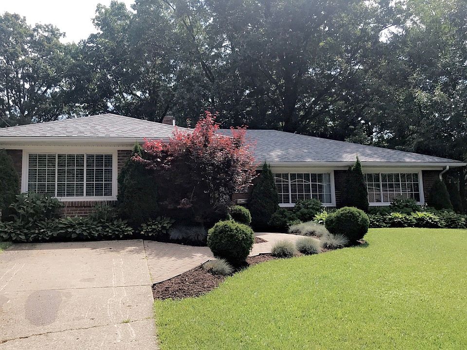 1st image of 265 Grandview Ave