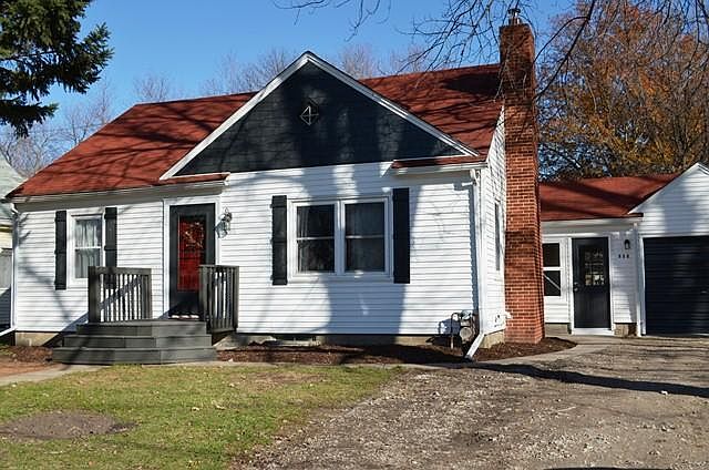 1st image of 908 S 11th St