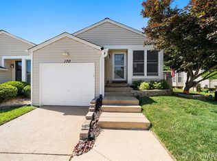 170 Cascade Terrace Dr, Ballwin, MO 63021