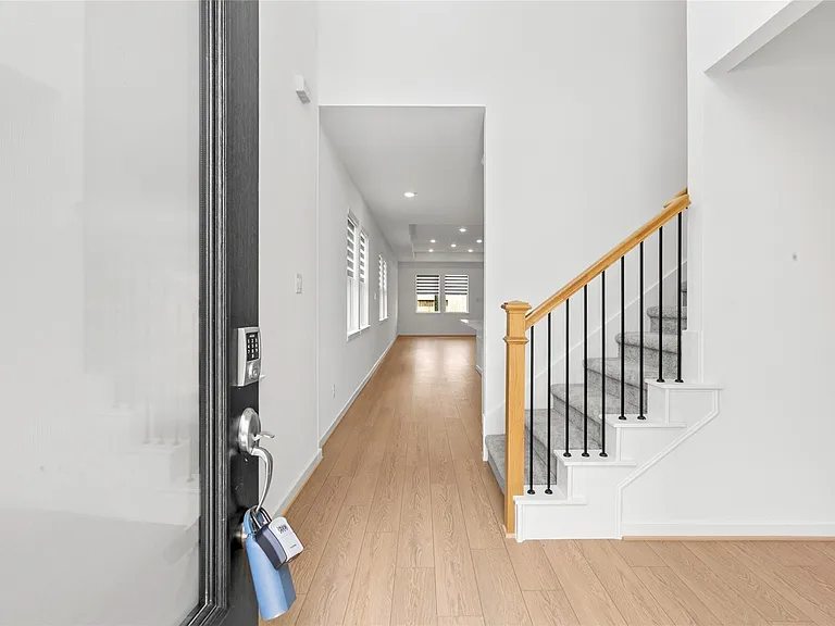22114 Ingham Bluff Ln — Photo 5