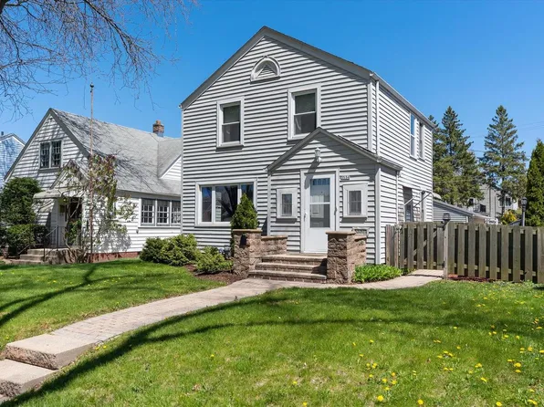3534 South Taylor AVENUE, Milwaukee, WI 53207