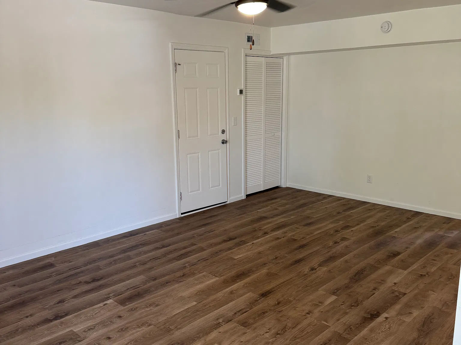 200 S Van Buren Ave — Photo 4