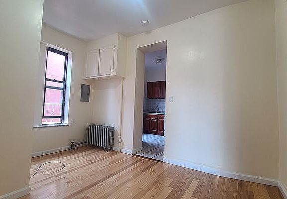 5th image of 281 Broome St #6B