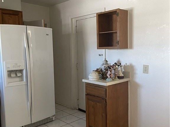 3rd image of 1209 Eleanor Ave