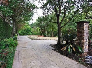 418 Pinewold Dr, Houston, TX 77056