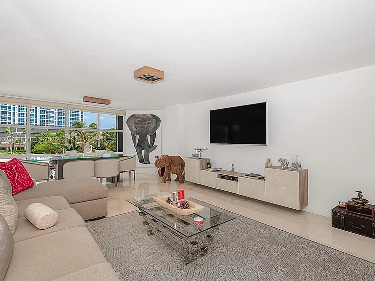 6423 Collins Ave #309 — Photo 7