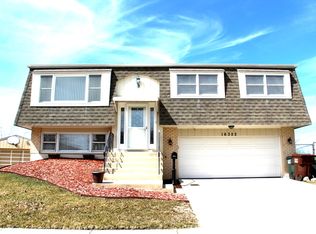 16322 Paxton Ave, Tinley Park, IL 60477