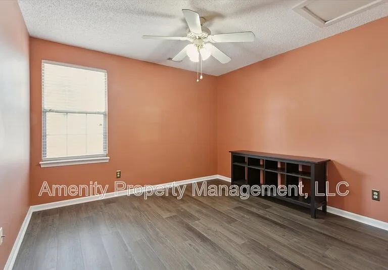 1628 Willow Cv — Photo 13