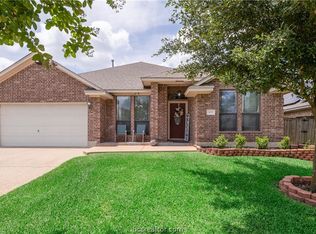 909 Barchetta Dr, College Station, TX 77845
