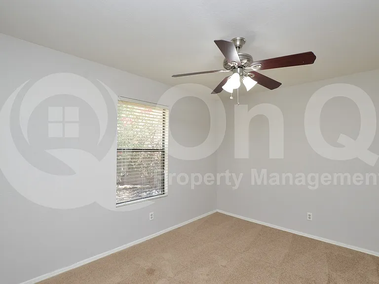 2808 E Nora St — Photo 18