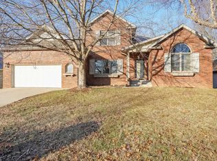 4907 S Buckingham Ln, Springfield, MO 65810