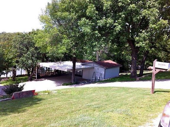 4th image of 235 Pam Dr
