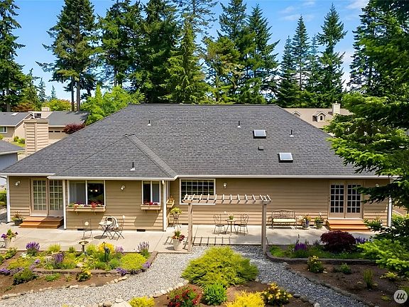3rd image of 183 San Juan Drive