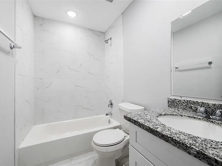 8215 Crestview Dr #A — Photo 17