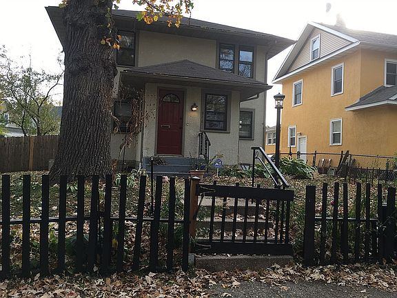 3rd image of 1946 Oliver Ave N