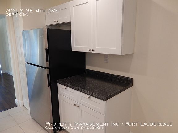 4th image of 3012 SE 4th Ave
