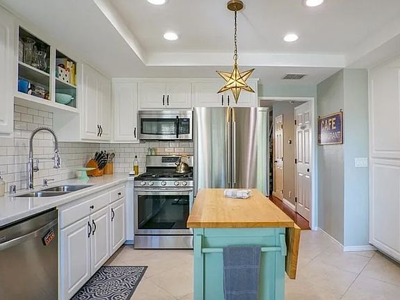 2nd image of 11127 La Maida St Unit 8