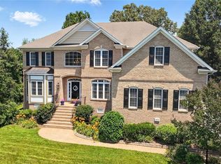 9070 Winter Spring Dr, Mechanicsville, VA 23116