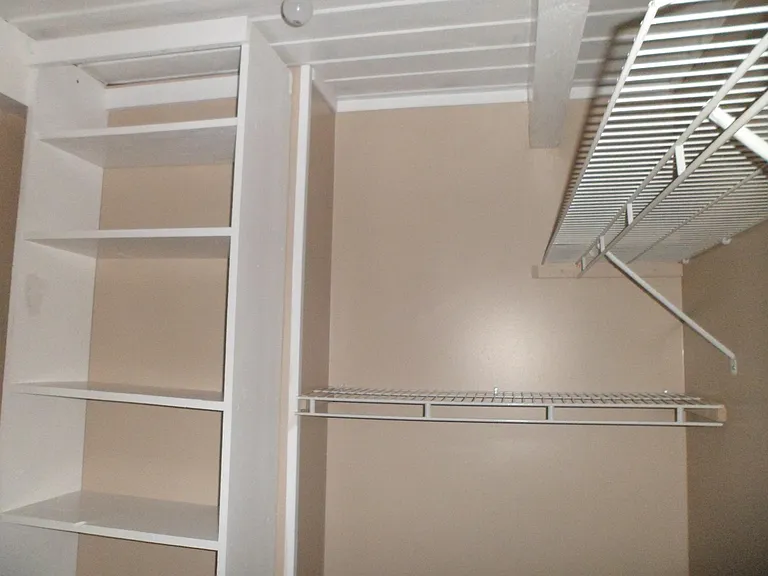 1131 Hawthorne St — Photo 11