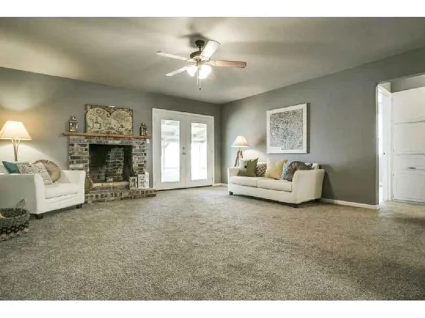 6001 Harrison Way, Watauga, TX 76148