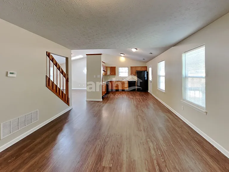 8420 Brook Pointe Ct — Photo 5