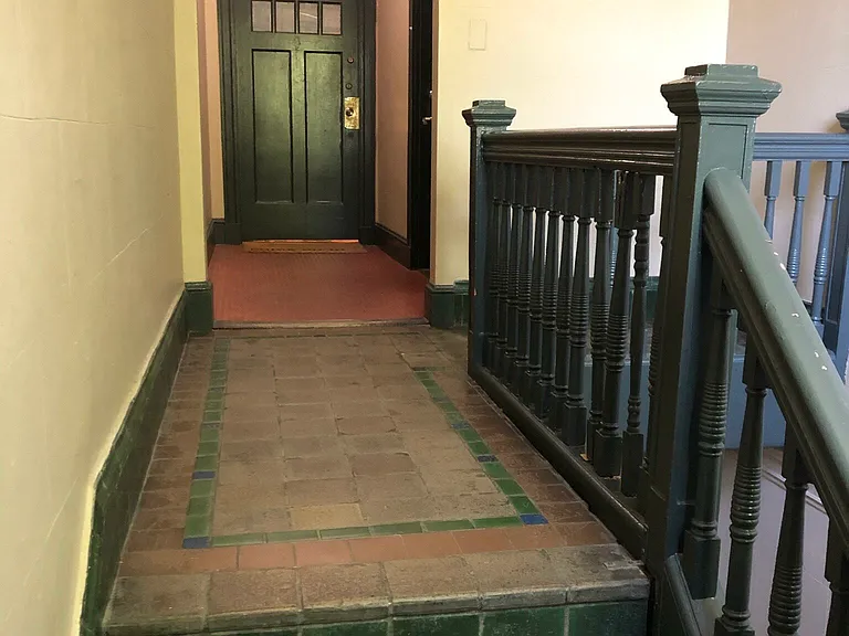 60 Egmont St #5 — Photo 9