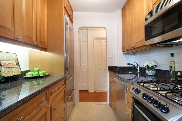 Sold by Corcoran | media 21