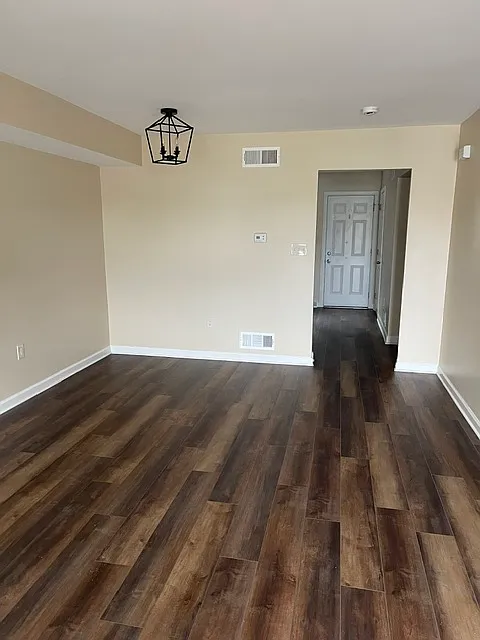 2 bed, 1632 sqft, $1,875 — Photo 3