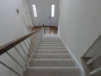 2nd image of 803 Duncombe Ln