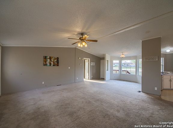 5th image of 179 Dewey Ln