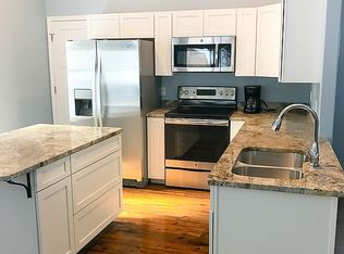 9084 Merrill Ridge Dr, Williamsburg, MI 49690