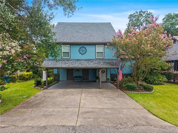 24 Chamale Cv W, Slidell, LA 70460
