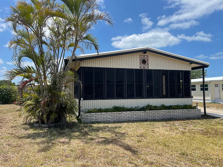 4697 Bali Hai Ln — Photo 13